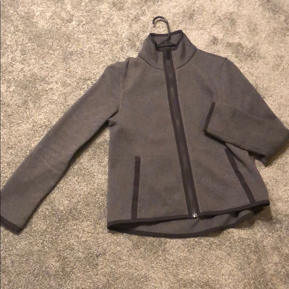 🍋 LULU lemon light jacket